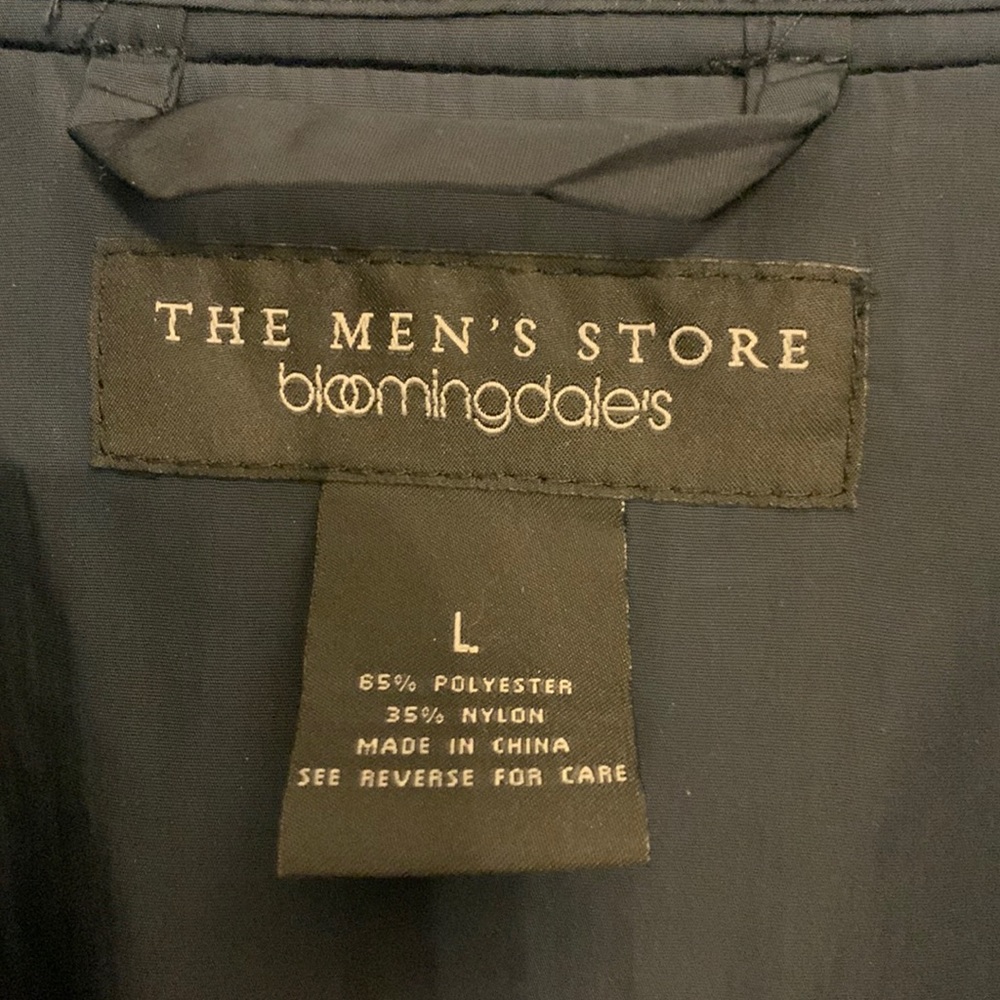 Bloomingdale’s mens windbreaker jacket